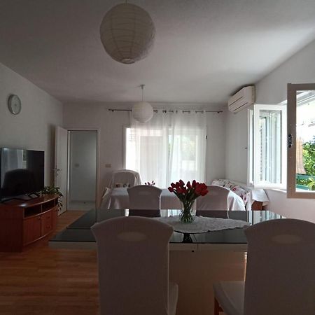 Apartments By The Sea Orebic, Peljesac - 16448 ภายนอก รูปภาพ